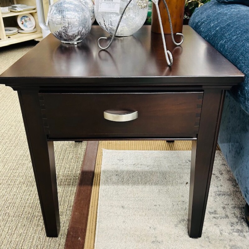 AALaun Wood End Table