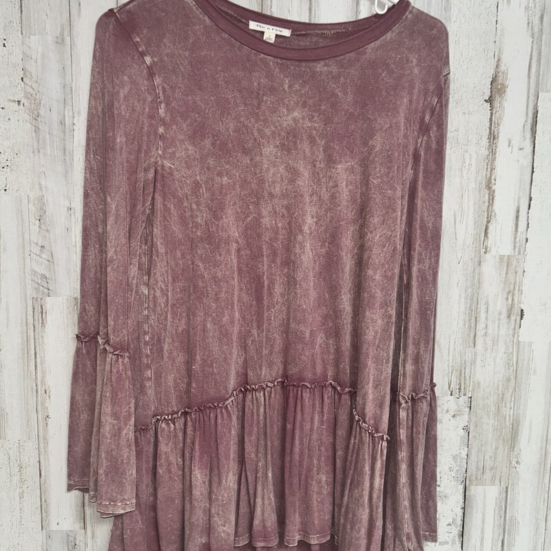 L Red Acid Wash Top