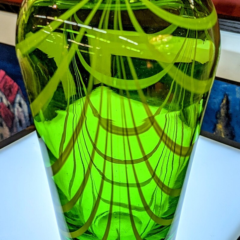 Heavy Glass W/Swirls