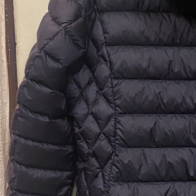 Indigo Pff Pck Dwn Coat<br />
Indigo<br />
Size: 2X R $149