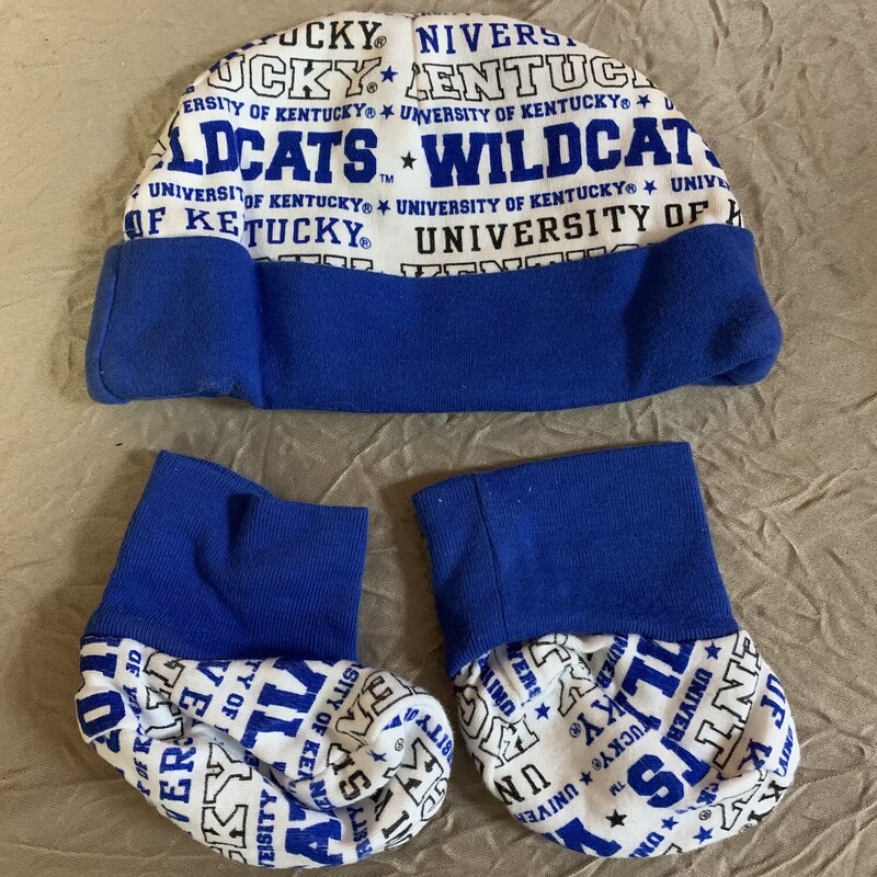 UK Hat And Booties, Size: NB