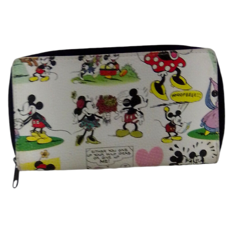 Wallet (Mickey/Minnie), Gear

Located at Pipsqueak Resale Boutique inside the Vancouver Mall, Suite 230, (upstairs between Round 1 and Golds Gym) or online at: #pipsqueakresale

All items are photographed prior to being steamed. Cross posted, items are located at #PipsqueakResaleBoutique, payments accepted: cash, paypal & credit cards. Any flaws will be described in the comments. More pictures available with link above. Local pick up available at the #VancouverMall, tax will be added (not included in price), shipping available (not included in price, *Clothing, shoes, books & DVDs for $6.99; please contact regarding shipment of toys or other larger items), item can be placed on hold with communication, message with any questions. Join Pipsqueak Resale - Online to see all the new items! Follow us on IG @pipsqueakresale & Thanks for looking! Due to the nature of consignment, any known flaws will be described; ALL SHIPPED SALES ARE FINAL. All items are currently located inside Pipsqueak Resale Boutique as a store front items purchased on location before items are prepared for shipment will be refunded.

#resalerocks #pipsqueakresale #shopvanmall #vancouverwa #portland #reusereducerecycle #fashiononabudget #chooseused #consignment #savemoney #shoplocal #weship #keepusopen #shoplocalonline #resale #resaleboutique #mommyandme #minime #fashion #reseller #usedclothing #usedtoys #secondhand #consign #store #clothes #womensclothes #kidsclothes