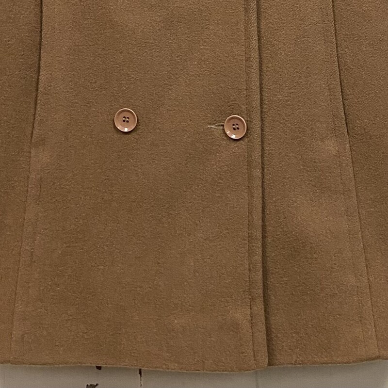 Camel Wool Coat<br />
Camel<br />
Size: Medium