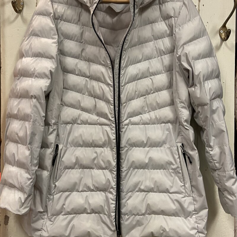 Gry Puffy Coat W/Hood<br />
Grey<br />
Size: 2X