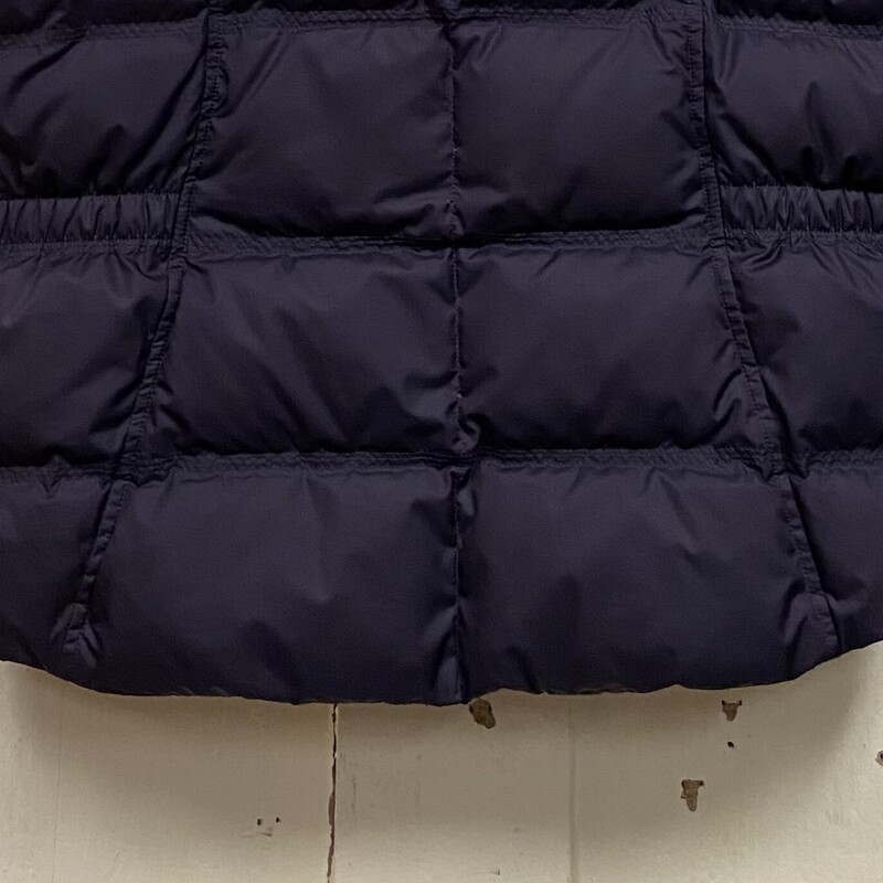 Prple Quilt Down Vest<br />
Purple<br />
Size: Large