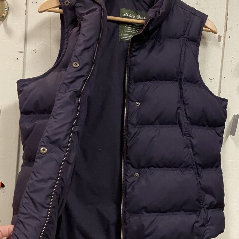 Prple Quilt Down Vest<br />
Purple<br />
Size: Large