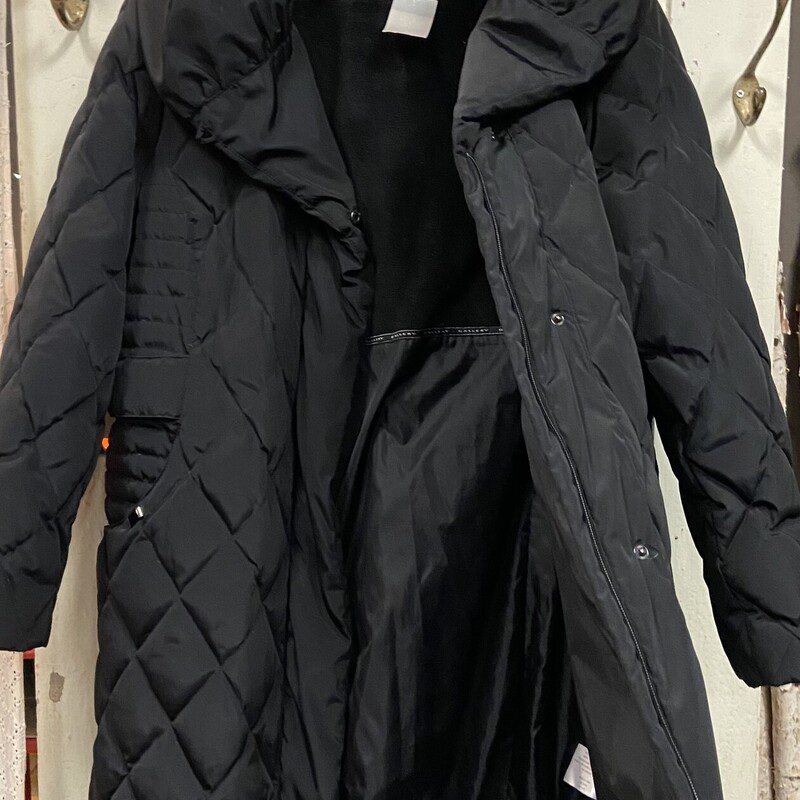 Blk Quilted Down Coat<br />
Black<br />
Size: 1X R $169