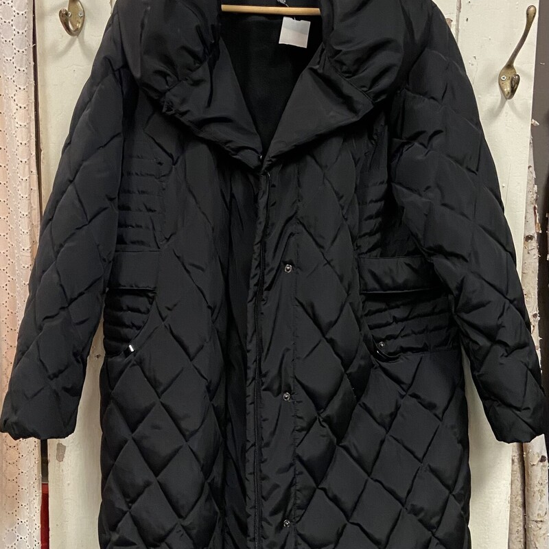 Blk Quilted Down Coat<br />
Black<br />
Size: 1X R $169