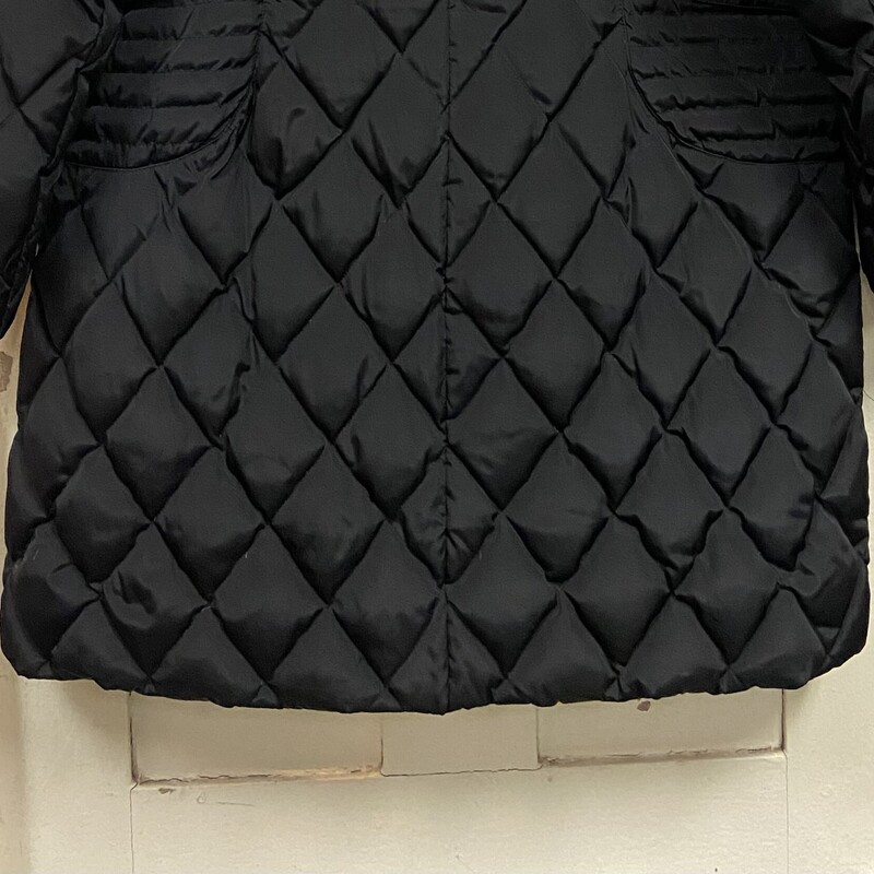 Blk Quilted Down Coat<br />
Black<br />
Size: 1X R $169