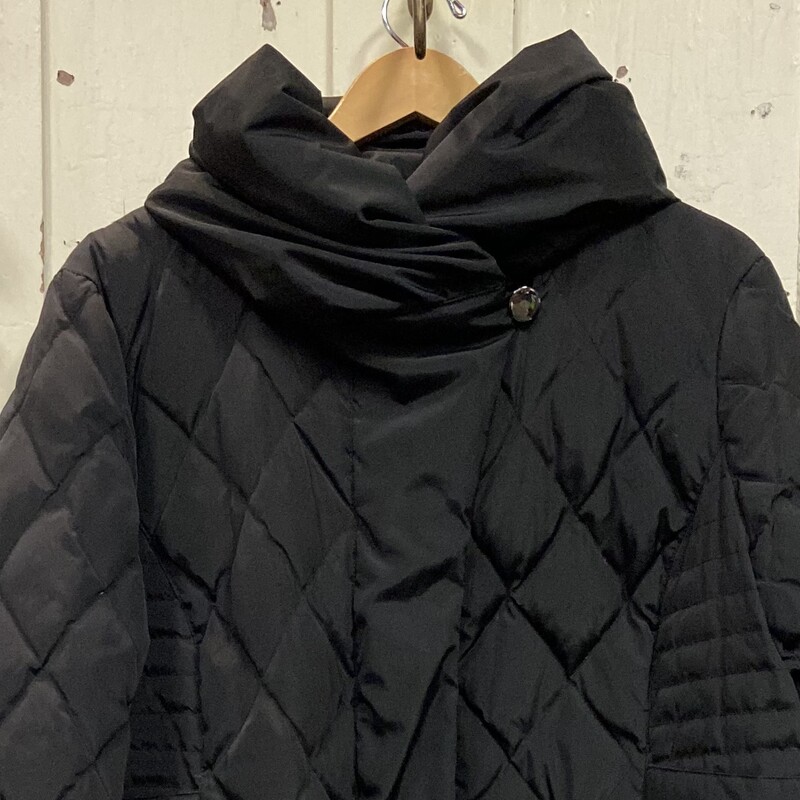 Blk Quilted Down Coat<br />
Black<br />
Size: 1X R $169