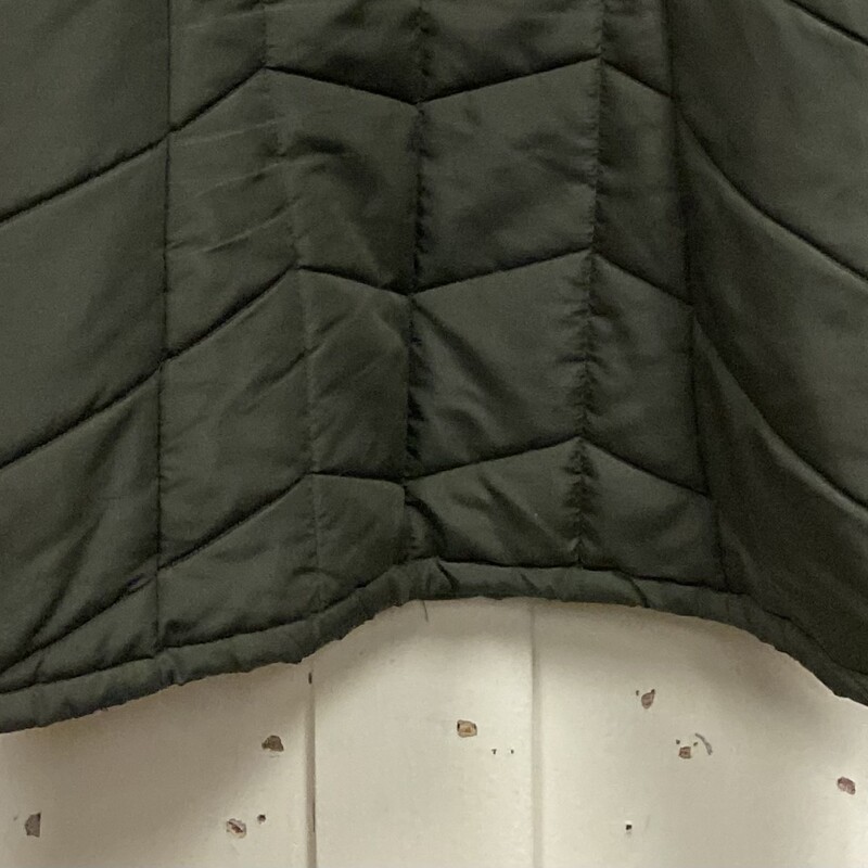 Olive Puffer Coat<br />
Olive<br />
Size: 1X