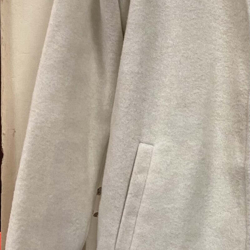 NWT Crm Coat<br />
Cream<br />
Size: Large