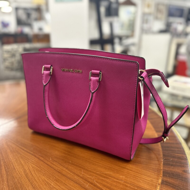 Michael Kors `Selma` Satchel, Raspberry Red
Size: 10x13