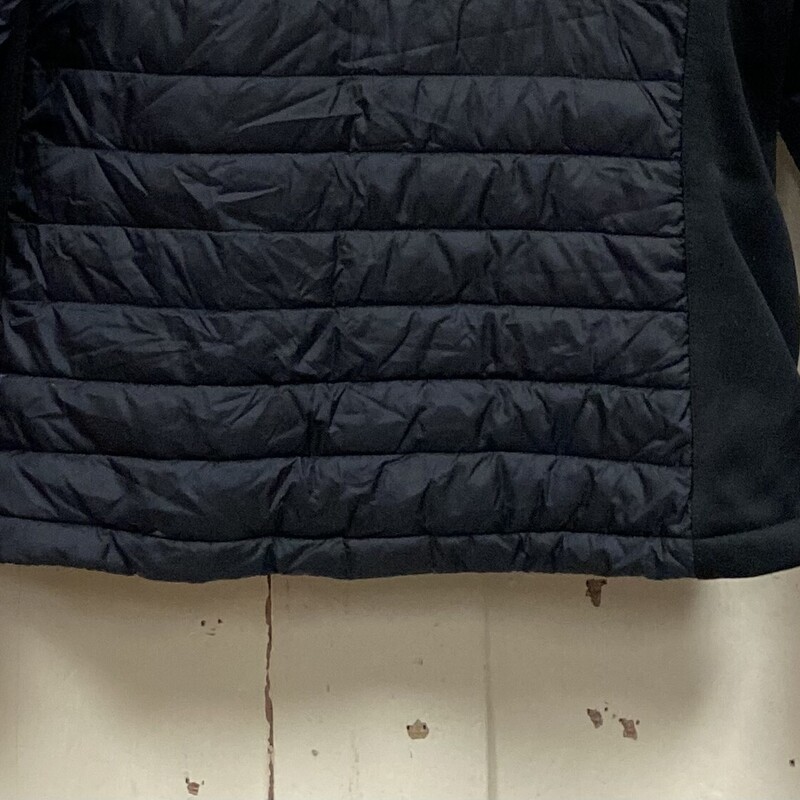 Black Puffer Jacket<br />
Black<br />
Size: Large