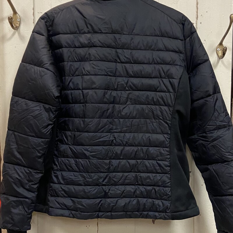 Black Puffer Jacket<br />
Black<br />
Size: Large