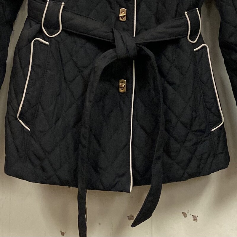 Blk/tan Trim Quilt Coat<br />
Blk/Tan<br />
Size: Large