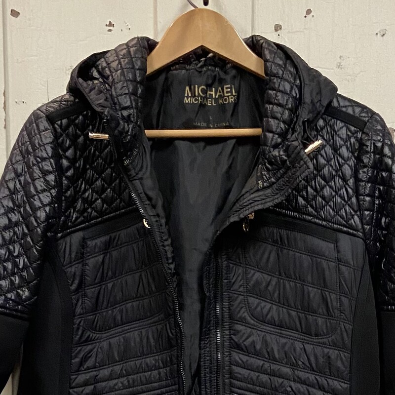 Blk Quilted Coat<br />
Black<br />
Size: Large