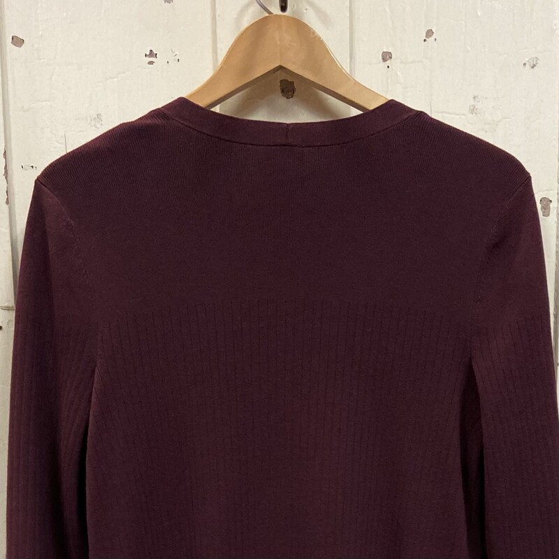 Mar Ribbed Cardigan<br />
Maroon<br />
Size: M R $119