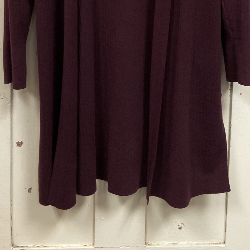 Mar Ribbed Cardigan<br />
Maroon<br />
Size: M R $119