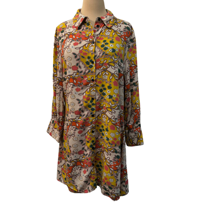 Natural Life Twiggy Mini Shirt Dress<br />
Floral Pattern<br />
Colors: Yellow, Pink, Green and Cream<br />
Size: Large