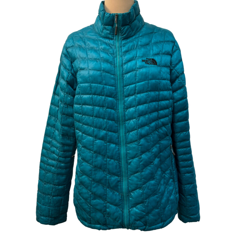 North Face Puffer Jacket<br />
Zippered Pockets<br />
Beautiful Turquoise Color<br />
Size: Large