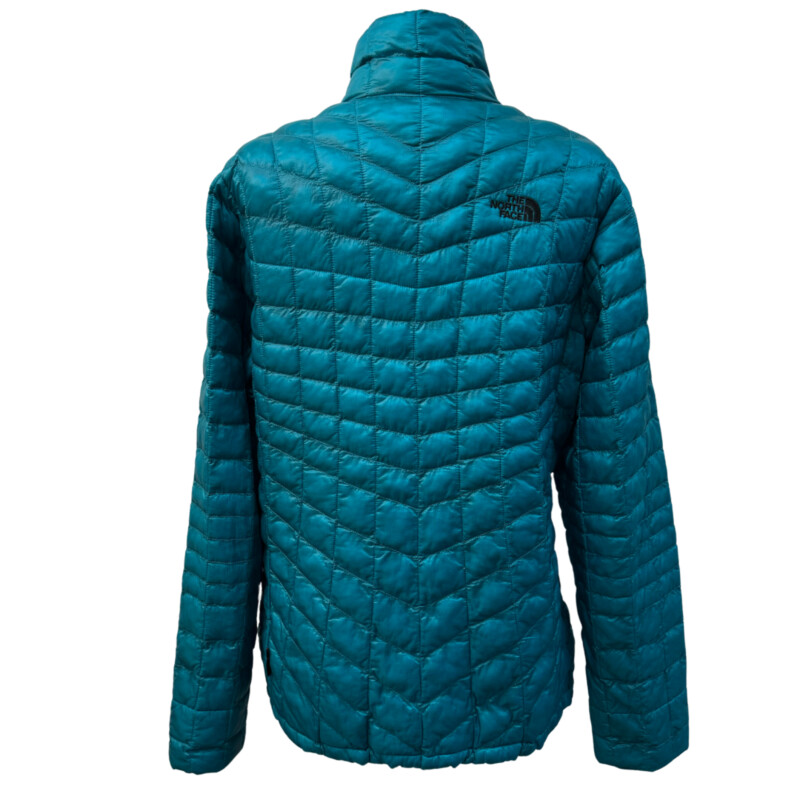 North Face Puffer Jacket<br />
Zippered Pockets<br />
Beautiful Turquoise Color<br />
Size: Large