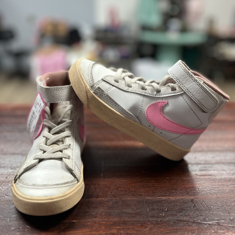 12 White/pink Hightops