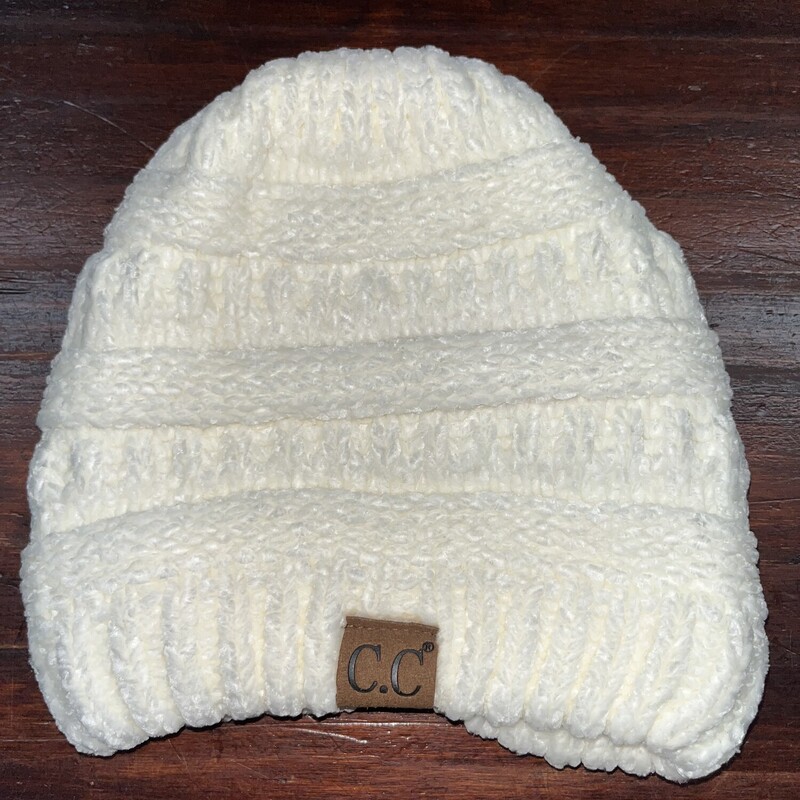 Ladies Ivory Knit Beanie