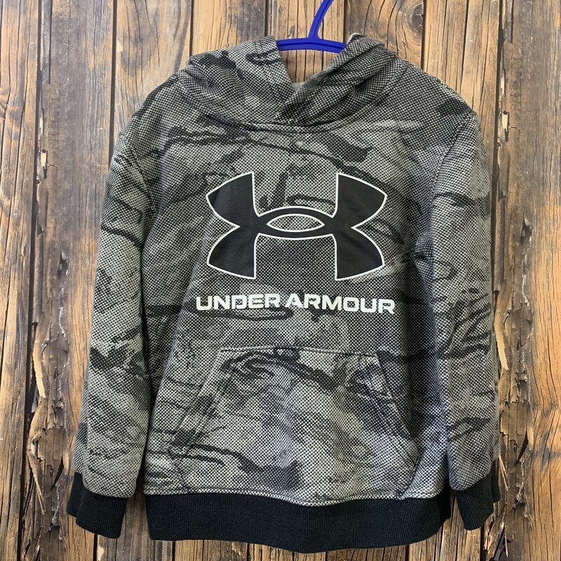 Black/white UA Hoodie