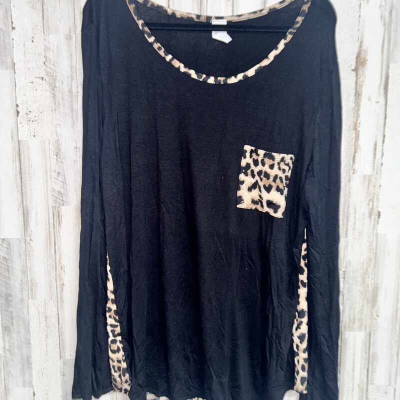 3X Cheetah Pocket Top