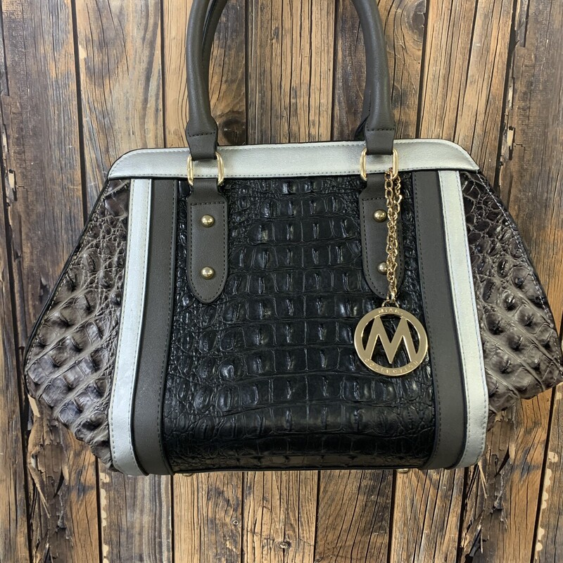 Mia K. Collection purse