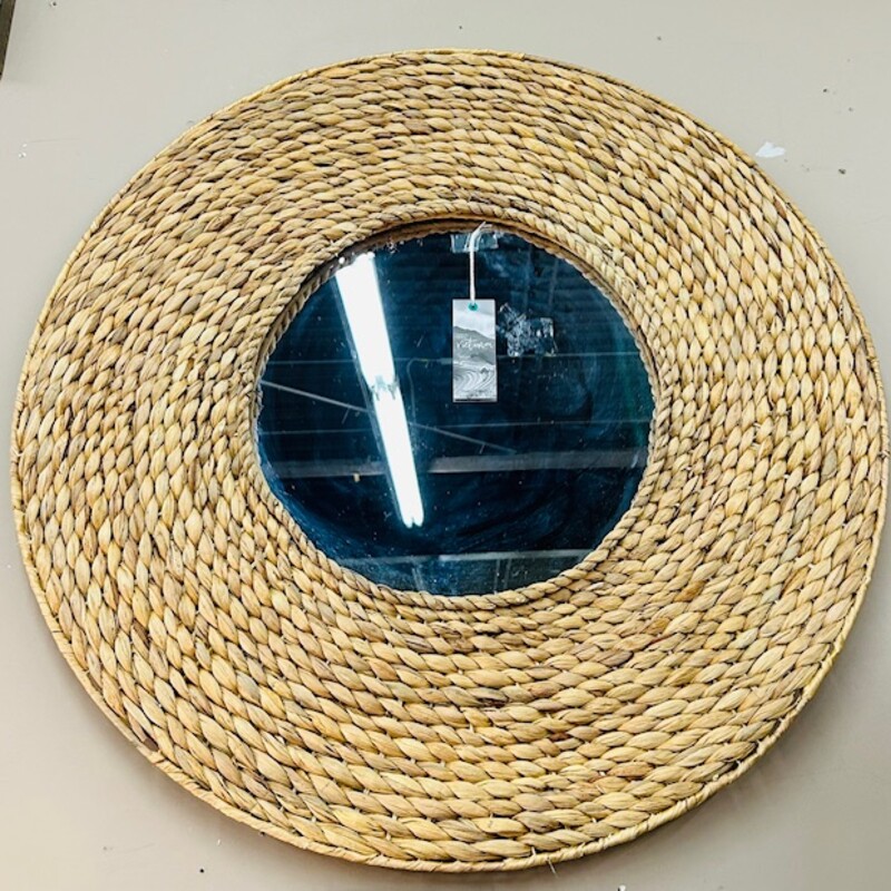 Rattan Woven Round