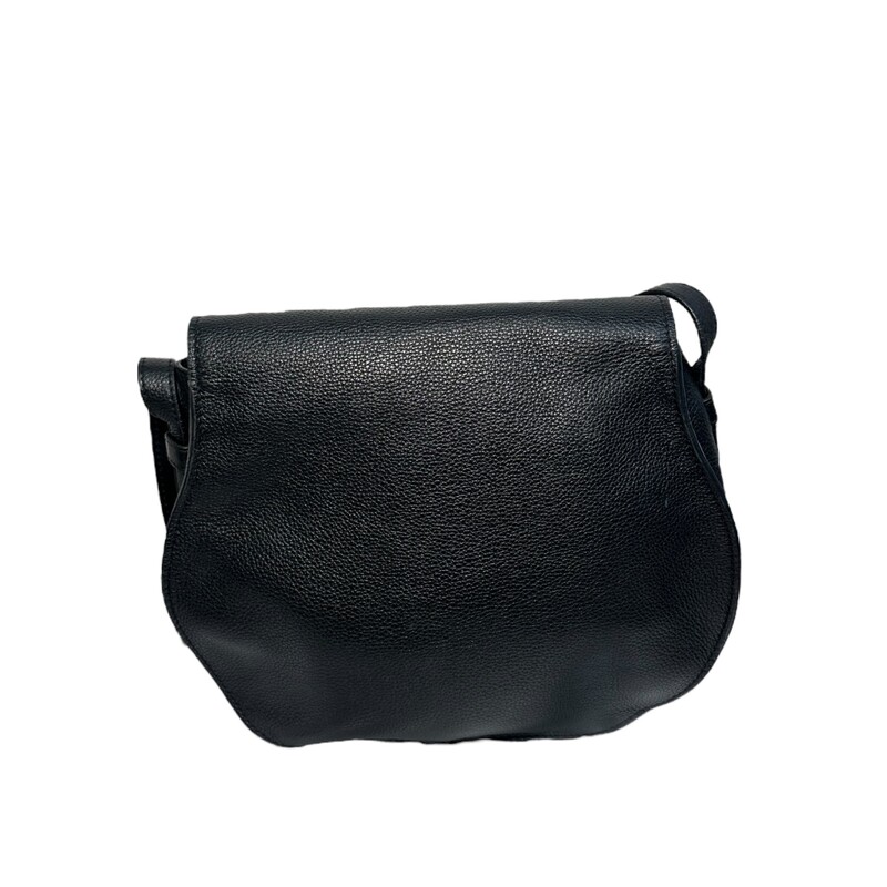 Chloe Marcie Black Medium Crossbody<br />
Some minor warping of the leather on the bottom<br />
Pen mark inside<br />
Missing hardware on closure string<br />
Does not come with original dust bag or box<br />
Code:03.22.68.65<br />
Dimensions: 11Lx 10H<br />
Does not come with original dust bag or box.