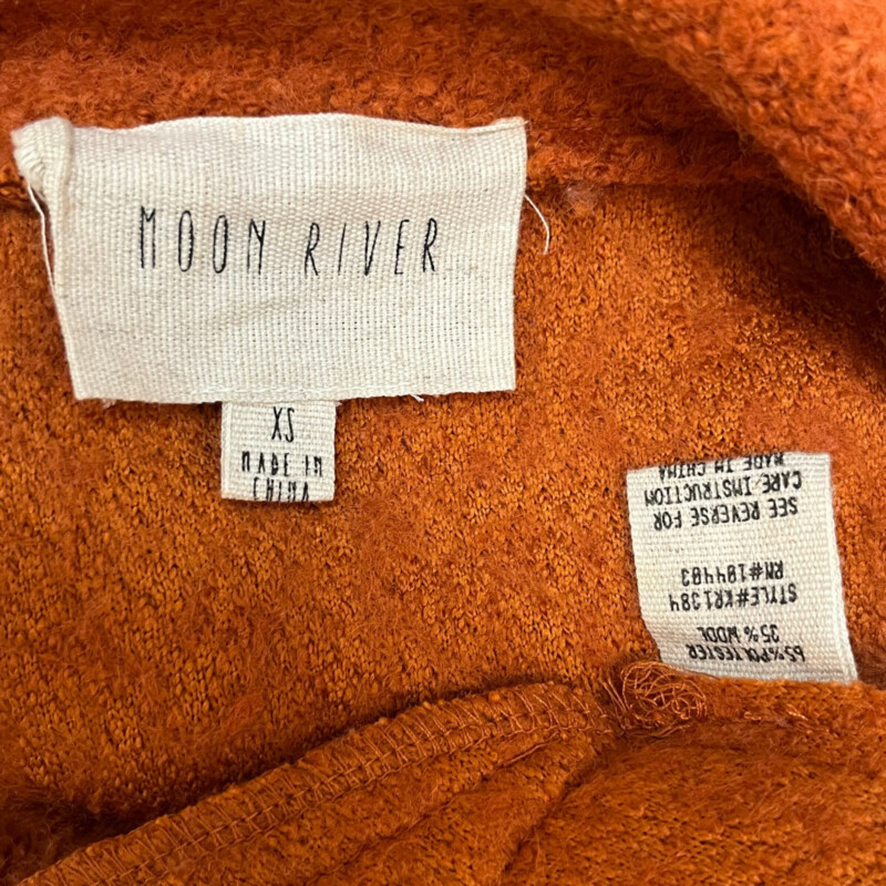 Moon River Open Jacket<br />
Wool Blend<br />
Color: Pumpkin<br />
Size: XS/S