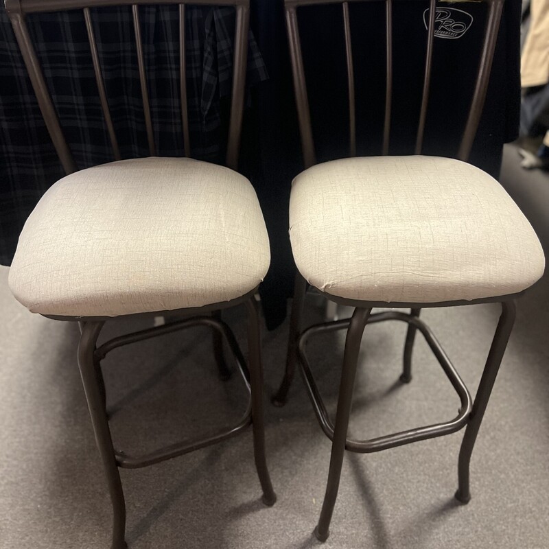 Swivel Bar Stools