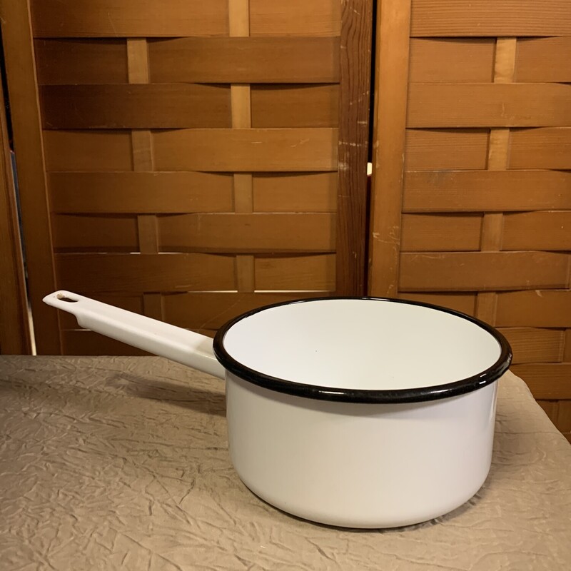 Primitive Enamel Pan