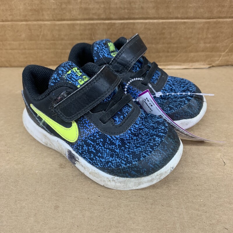 Nike, Size: 7, Item: Shoes