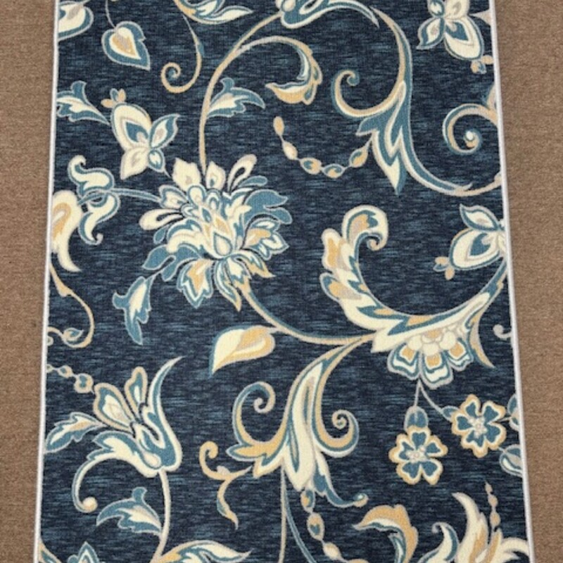 Poly Floral Paisley Rug