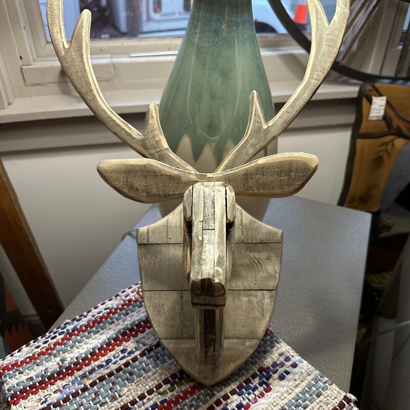 Wood Deer Mount