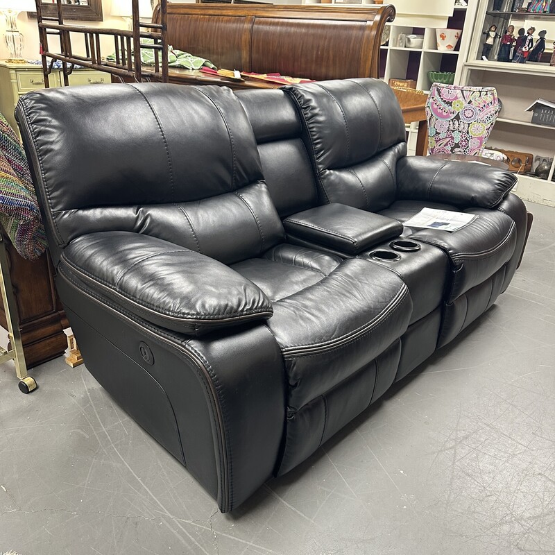 Recliner Electric Loveseat, Black, in Like New condition! Retailed for $1,000+ from Bobs Furniture.