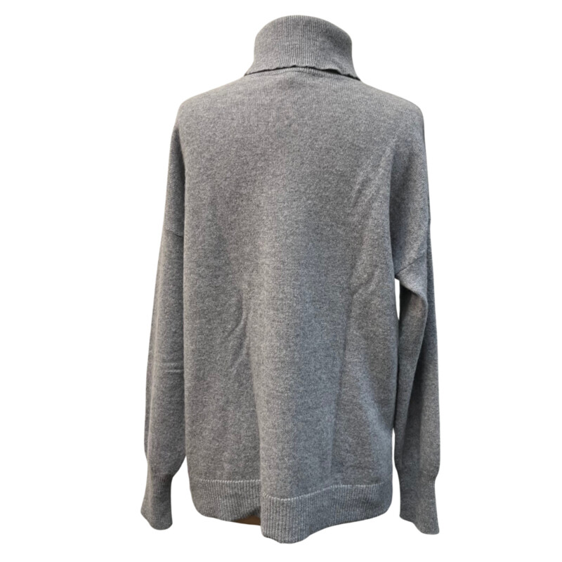 Nordstrom Cashmere Turtleneck
Color:  Gray
Size: XLarge