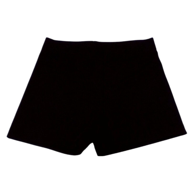 Shorts: Black