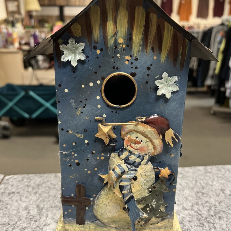 Metal Snowman Birdhouse