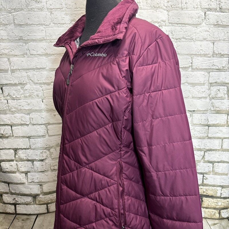 Columbia, Burgundy, Size: Large