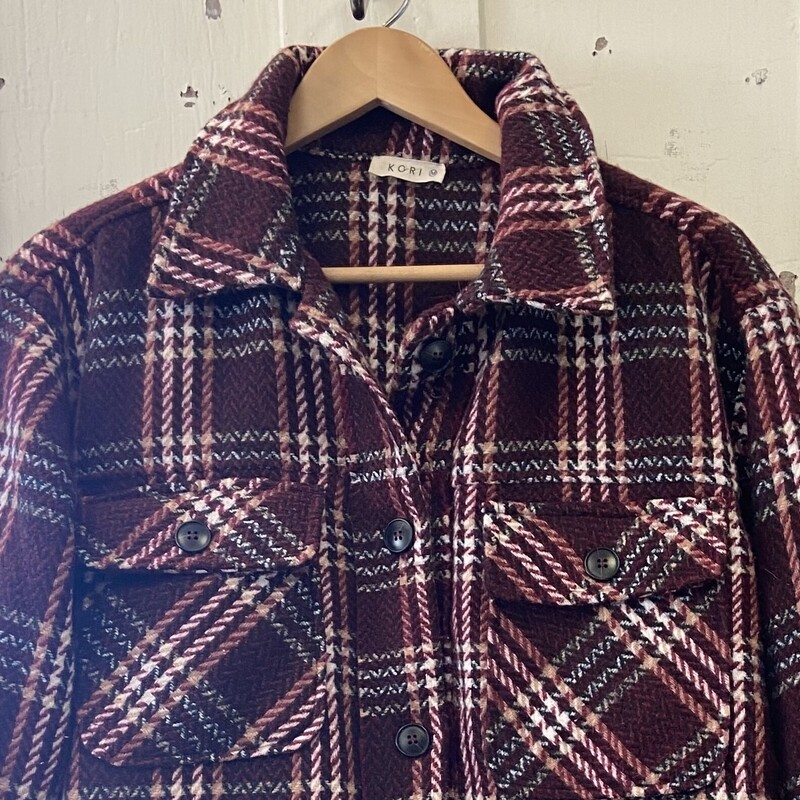 Maroon Plaid Coat<br />
Maroon<br />
Size: Medium