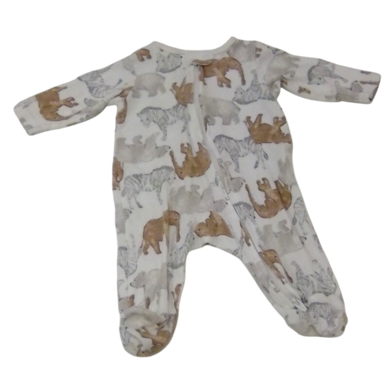 Sleeper: Animals, Boy, Size: 0/3m

Located at Pipsqueak Resale Boutique inside the Vancouver Mall, Suite 230, (upstairs between Round 1 and Golds Gym) or online at: #pipsqueakresale

All items are photographed prior to being steamed. Cross posted, items are located at #PipsqueakResaleBoutique, payments accepted: cash, paypal & credit cards. Any flaws will be described in the comments. More pictures available with link above. Local pick up available at the #VancouverMall, tax will be added (not included in price), shipping available (not included in price, *Clothing, shoes, books & DVDs for $6.99; please contact regarding shipment of toys or other larger items), item can be placed on hold with communication, message with any questions. Join Pipsqueak Resale - Online to see all the new items! Follow us on IG @pipsqueakresale & Thanks for looking! Due to the nature of consignment, any known flaws will be described; ALL SHIPPED SALES ARE FINAL. All items are currently located inside Pipsqueak Resale Boutique as a store front items purchased on location before items are prepared for shipment will be refunded.

#resalerocks #pipsqueakresale #shopvanmall #vancouverwa #portland #reusereducerecycle #fashiononabudget #chooseused #consignment #savemoney #shoplocal #weship  #shopvanmall #vancouvermall #vancouver #vancouverwashington #keepusopen #shoplocalonline #resale #resaleboutique #mommyandme #minime #fashion #reseller #usedclothing #usedtoys #secondhand #consign #store #clothes #womensclothes #kidsclothes #shopvancouvermall