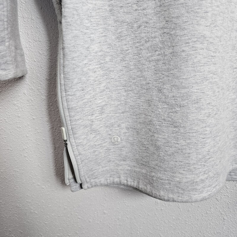 Lululemon, Grey, Size: Medium