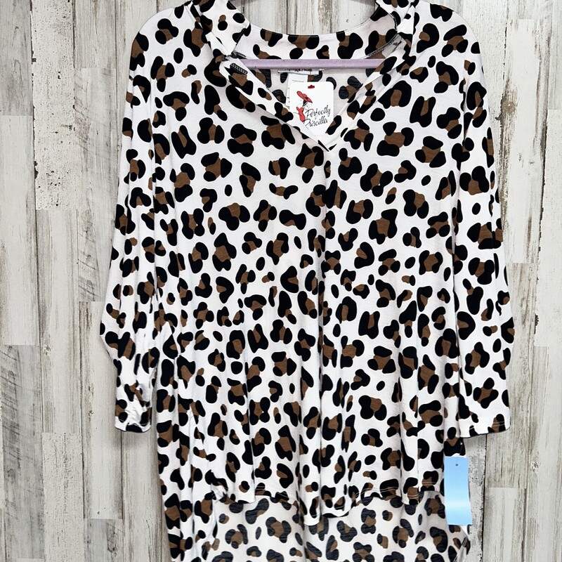 NEW 2X Leopard Print Top