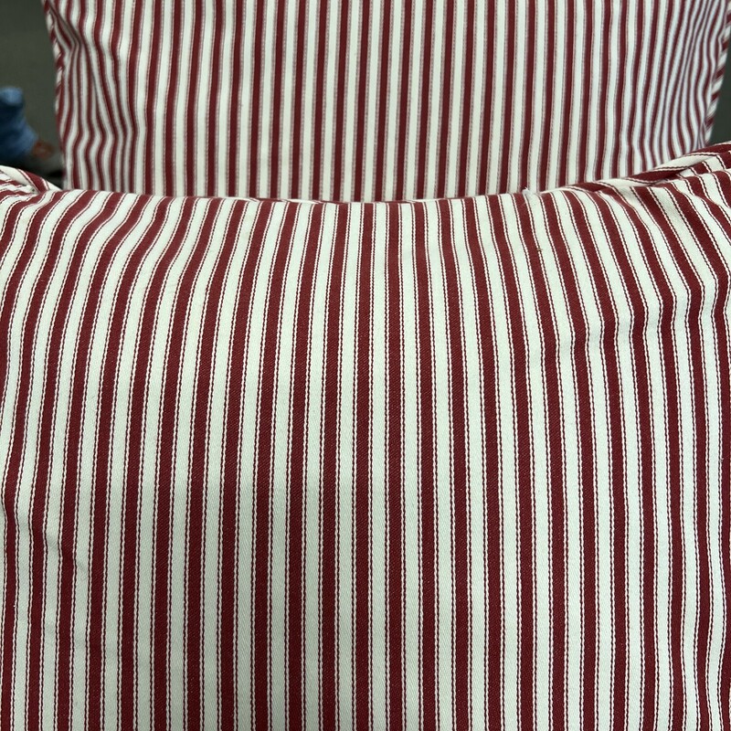 Set Of Red/white Nice Pil