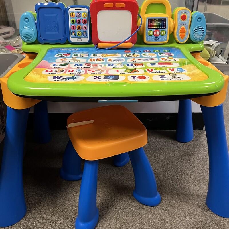 Vtech Desk W Stool